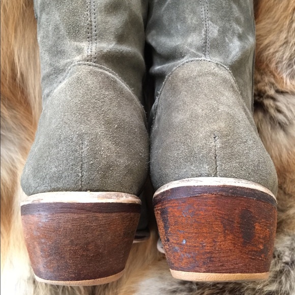 📌📌📌SOLD📌📌📌ARMY GREEN TALL SUEDE BRONX BOOTS - Picture 5 of 7